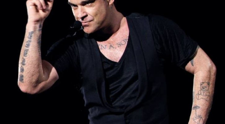Swings Both Ways di Robbie Williams al #1 posto della classifica inglese