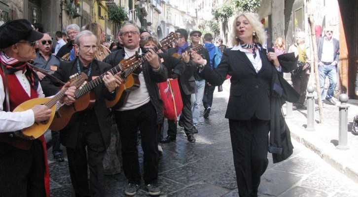 Ilva Primavera presenta: Canto Napoli Poesie e Posteggia