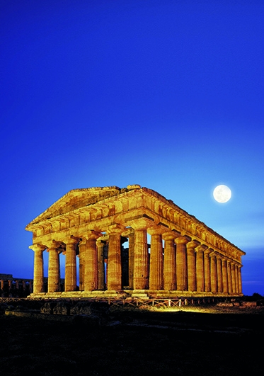 Lunacantastorie: l’alba ai Templi di Paestum