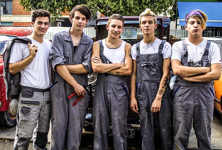 Traccia 24: la nuova boy band amata dalle teenagers d’Italia