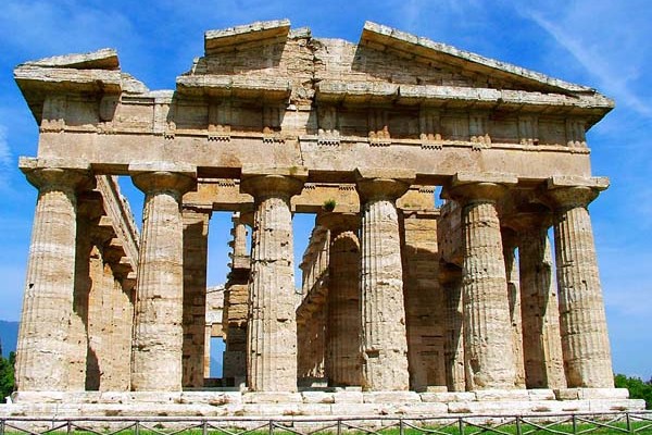 Aperto al pubblico il tempio di Nettuno di Paestum