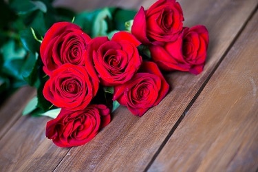 San Valentino: tra i regali più graditi vincono i fiori