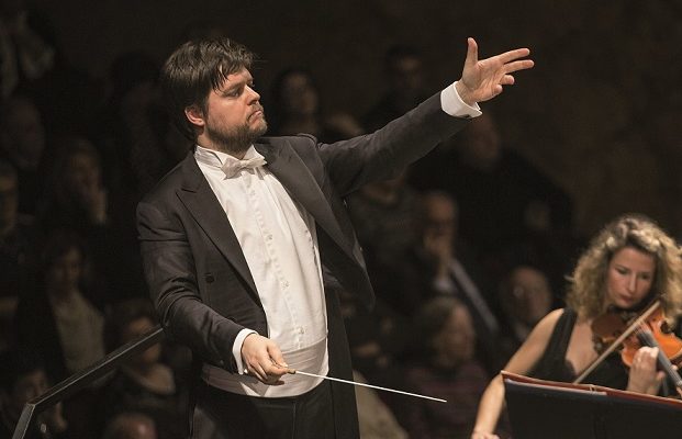 La Nona di Beethoven diretta da Juraj Valčuha apre “Un’Estate da Re”