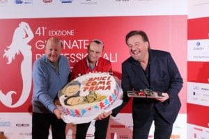 Christian De Sica e Massimo Boldi arrivano nelle sale con “Amici come prima” (de sica boldi ph gabriele cozzolino 300x200)