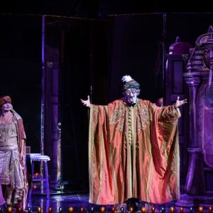 “Che disastro di Commedia” ha inaugurato la stagione del Teatro Augusteo di Napoli