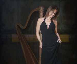 L'arpista e cantante Giuseppina Ciarla concepisce l’album A Ticket Home (GIUSEPPINA CIARLA 1 PH BILLY ELKINS 300x249)