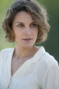 Intervista a Chiara Degani: l'attrice è impegnata con “La dolce ala della giovinezza” al fianco di Elena Sofia Ricci (chiara degani2 200x300)