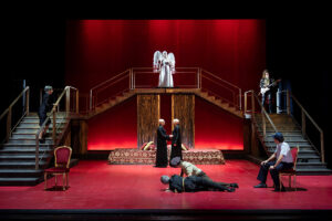 Al Teatro Mercadante, Pozzi e Marinoni ripercorrono la tragedia di Maria Stuarda (Foto dinsieme 2 MARIA STUARDA foto©MasiarPasquali 300x200)