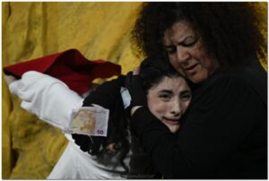 &ldquo;Mater Camorra 'o paraustiello da' Squarciona" al Teatro Instabile Napoli con la regia di Gianni Sallustro (mater2 300x202)